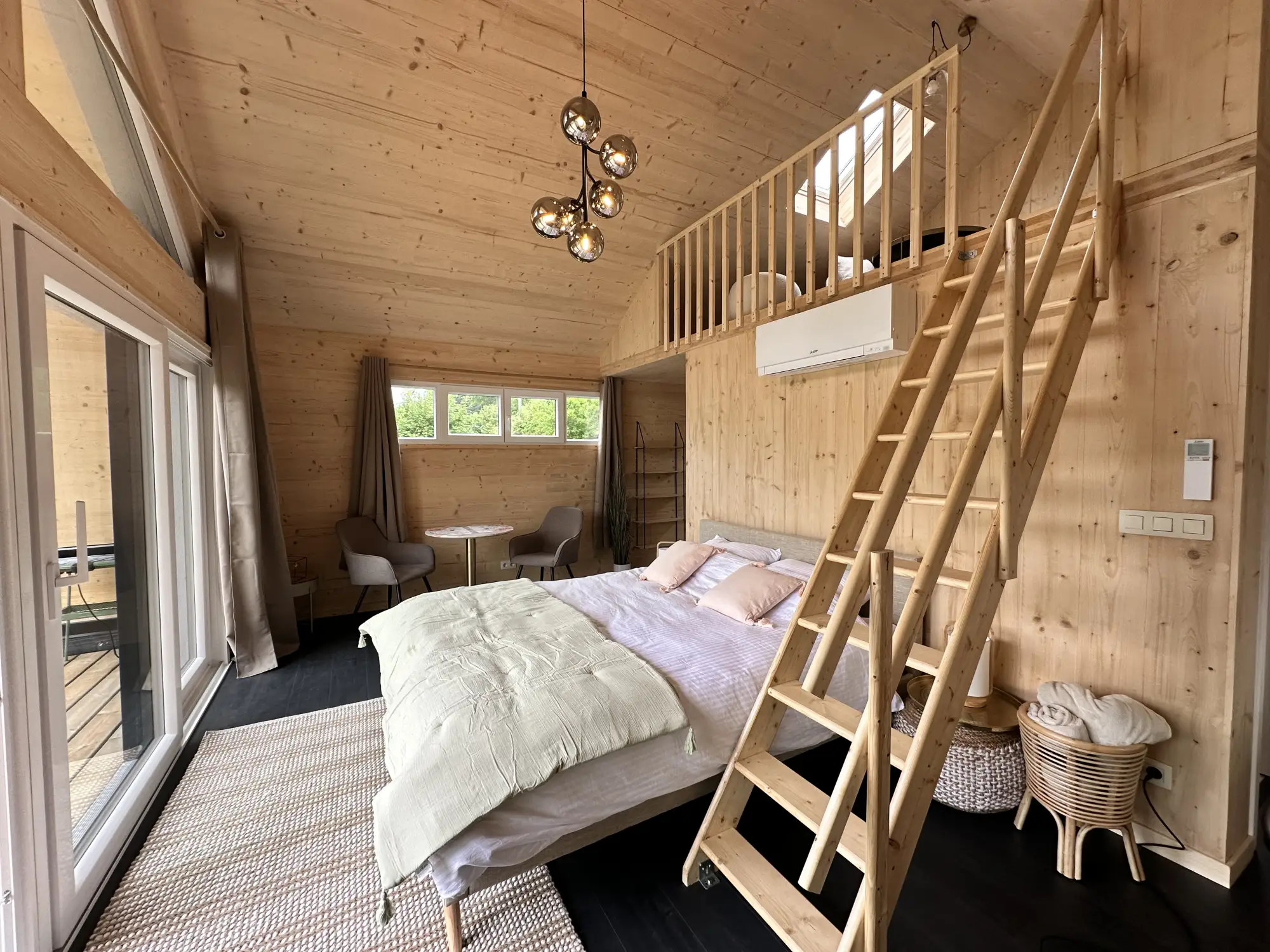 Gîtes groupés pour 6 personnes à Hastière Meuse Cottage